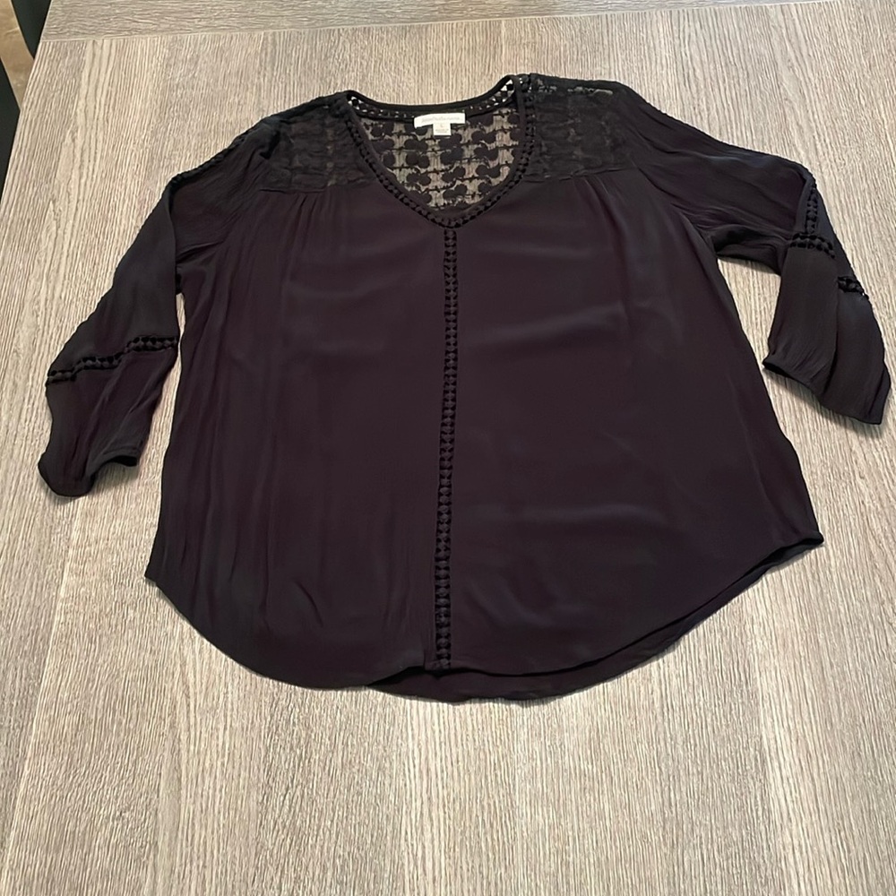 Women’s top - Picture 1 of 9